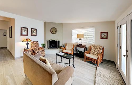 Pierpont Bay House | Family-Friendly Retreat at Bangor Lane Oasis Rated 9/10
