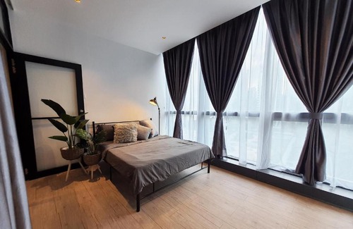 Taman Bukit Pantai Apartment | Family-Friendly Stay at Bangsar Trade Centre, Kuala Lumpur