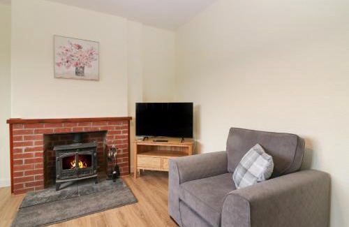 Forfar House | Unique Bankhead of Lour Bungalow: Pet & Child Friendly Retreat