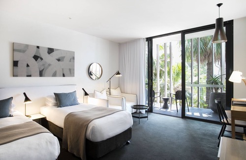 Mollymook Beach Resort | Relax at Bannisters Pavilion Mollymook - 4-Star Escape