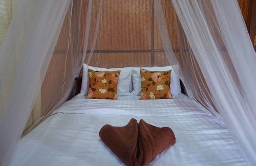 Pa Bong Hotel | Discover Bansuan Thanormpat Resort: Family-Friendly Getaway