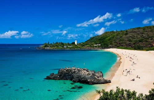 Pupukea House | Oceanfront Barefoot Bungalow with Family-Friendly Amenities