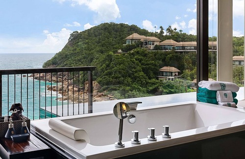 Lamai Hotel | Elevate Your Stay at Banyan Tree Samui: 5-Star Paradise