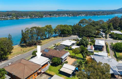 North Haven House | Family-Friendly Stay at Banyandah - 4-Star Comfort Awaits