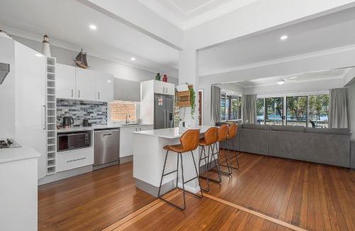 North Haven House | Family-Friendly Stay at Banyandah - 4-Star Comfort Awaits