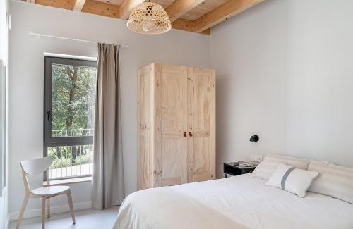 Somo Apartment | Inviting BAO 1: Oceanfront Apartment with Garden Oasis