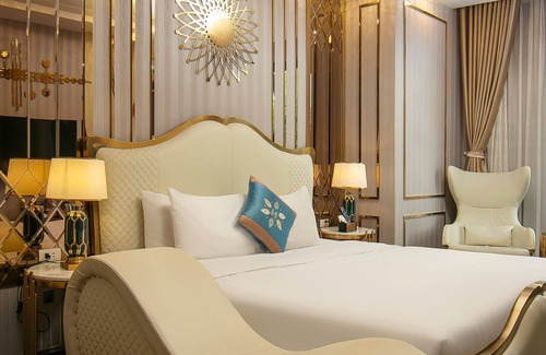 Hoang Mai Hotel | Discover BAO NGOC HOTEL LINH DAM: Family-Friendly Retreat