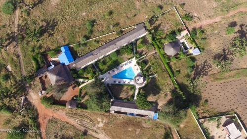 Nguekhokhe Hotel | Enjoy Baobab Soleil: Pet-Friendly Retreat with Pool & Breakfast