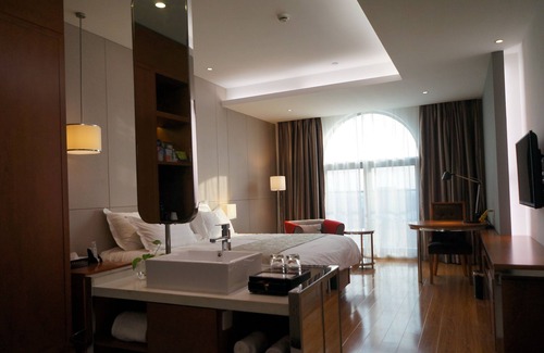 Shanghai Bed & Breakfast | Baolong Homelike Hotel Changxing Branch