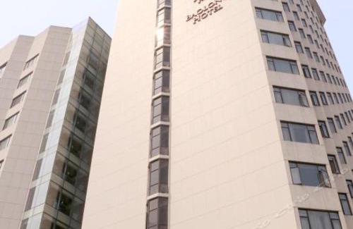 Yangpu Hotel | Experience Baolong Hotel Shanghai with Pool & Family-Friendly Amenities