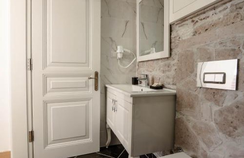 Ayvalik Hotel | Discover Barıs Otel Cunda: Guest Rated 9/10 Experience