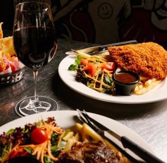 Chippendale Hotel | Discover Bar Broadway: Family-Friendly with Pool & Dining