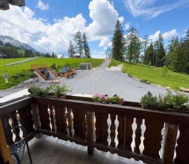Vigo di Fassa Bed & Breakfast | Family-Friendly Dining at Bar-Restaurant-Pizzeria Antermont