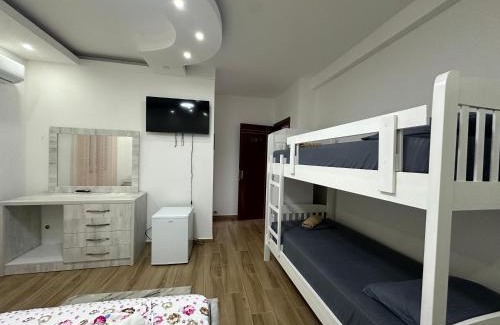 Ishem Hotel | Bar Restorant Hotel Niku