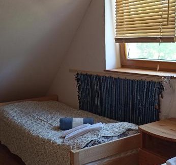 Vonyarcvashegy Apartment | Barackvirág Apartmanház: Pet-Friendly Oceanfront Retreat