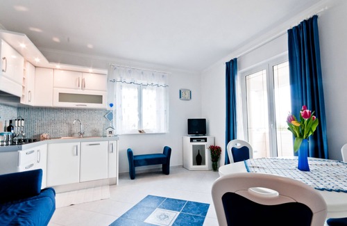 Povlja Hotel | Highly Rated Barba Petra Dvori Apartments with Great Amenities