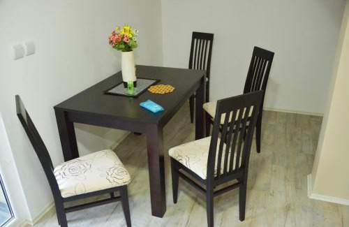 Kladovo Apartment | Family-Friendly Barba: Rated 10/10 for Guest Satisfaction