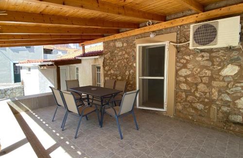 Monemvasia House | Barbajonn's Stone House: Family & Pet-Friendly Retreat