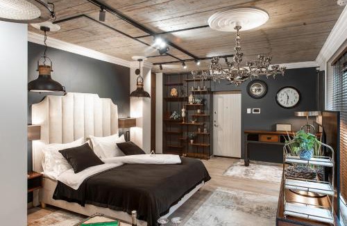 Old Town Apartment | Discover Barber Apartment: Comfort and Convenience Await