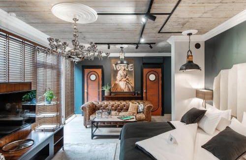 Old Town Apartment | Discover Barber Apartment: Comfort and Convenience Await