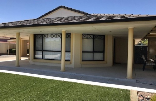 Wallaroo House | Barbican Close: Oceanfront Retreat at Wallaroo Marina