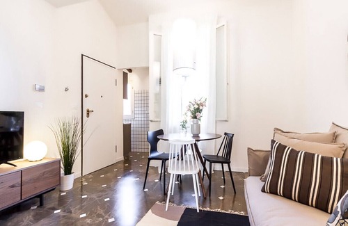 Bolognina Apartment | Stylish Barbieri23 Design with Family-Friendly Amenities