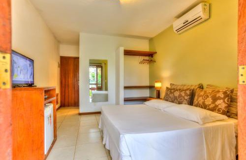 Itacare Hotel | Experience Relaxation at Barcaça Pousada with Pool & Spa
