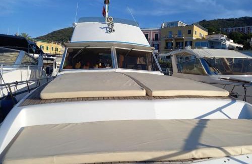Casamicciola Terme Boat Rental | Beachfront Escape at Barca Deliziosa - Rated 9.5/10