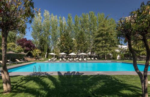R-66-A El Arco Hotel | Discover Barceló Cáceres V Centenario: 4-Star Oceanfront Retreat