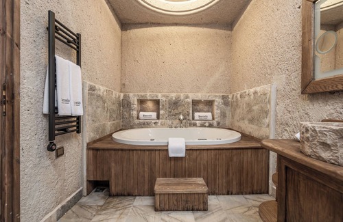 Nevsehir Hotel | Discover Barceló Cappadocia: Family-Friendly with Spa & Pool