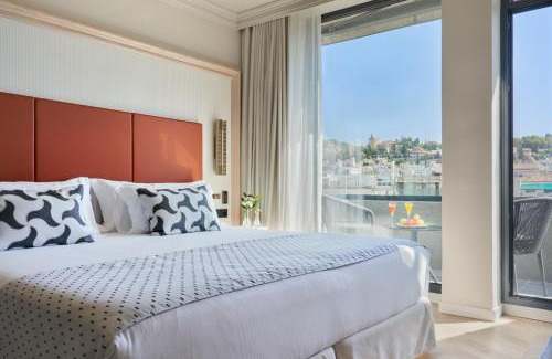 Granada City Center Hotel | Elegant Barceló Carmen Granada with Pool and Ocean View