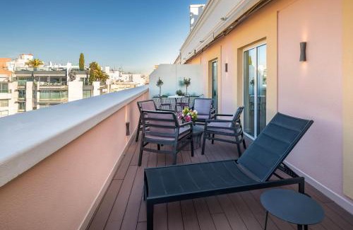 Castellana Hotel | Experience Elegance at Barceló Emperatriz - 5-Star Retreat