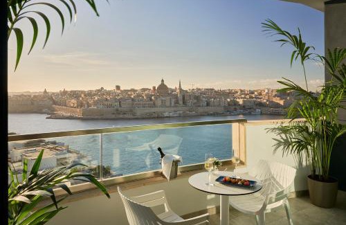 Sliema Hotel | Experience Barceló Fortina Malta: Oceanfront Bliss Awaits