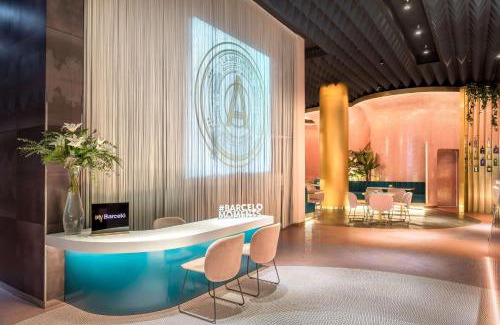 R.E.N.F.E. Hotel | Discover Barceló Malaga: Family-Friendly with Ocean Views