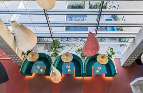 R.E.N.F.E. Hotel | Discover Barceló Malaga: Family-Friendly with Ocean Views