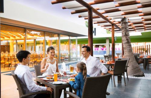 Xpu-Ha Resort | Barceló Maya Colonial: All-Inclusive Oceanfront Paradise