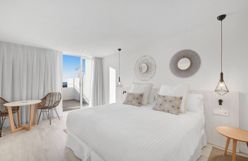 Portinatx Hotel | Relax at Barceló Portinatx - Adults Only, Rated 9.2/10