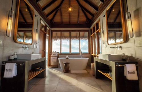 Dhidhoofinolhu Island Hotel | Experience Barceló Whale Lagoon Maldives: 5-Star Oceanfront Bliss