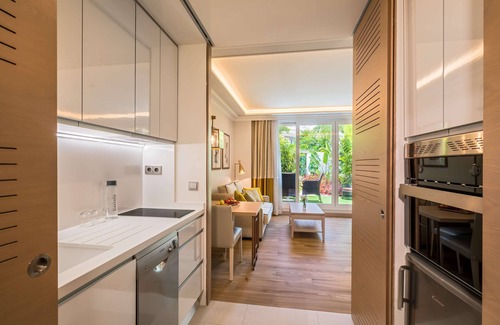 La Colina Hotel | Discover Barcelo La Nucía Hills: 5-Star Family Retreat