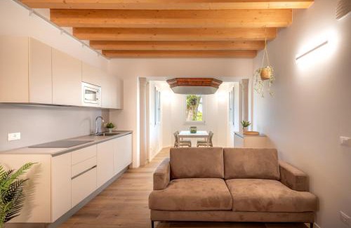 Torre di Mosto Apartment | Experience Barchessa Cappelletto with Oceanfront Pool & Dining