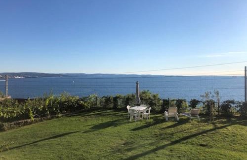 Roiano-Gretta-Barcola-Cologna-Scorcola Apartment | Family-Friendly Barcola Mare Apartment with High Guest Ratings