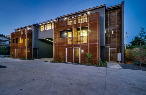 Kessler Apartment | Bardo Lofts Courtyard Suite #110