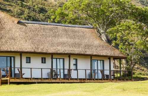 Addo Villa | Inviting Barefoot Addo Elephant Lodge - Family Villa Retreat