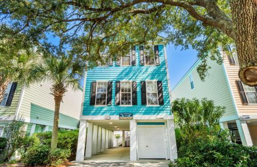 Surfside Beach House | Barefoot Beach- Steps to Beach Pool Pet Friendly