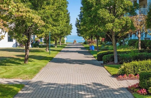 Bay Harbor House | Barefoot Luxury 24