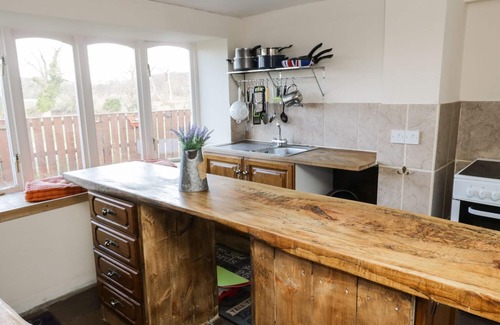 Darlington Cottage | Pet-Friendly Barforth Hall Dairy with Hot Tub in Gainford