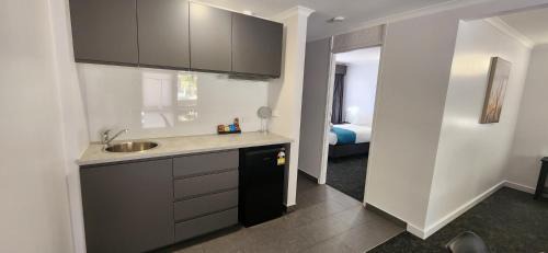 Barham Hotel | Relax at Barham Bridge Motor Inn - 4-Star with Pool Access