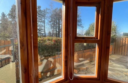 San Carlos de Bariloche Resort | Exceptional Barilocherentapart: Lake Views & Spa Retreat