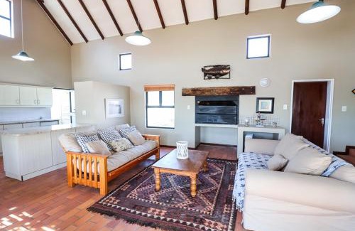 Jacobs Bay House | Barking Beach Cottage Jacobsbaai - Jacobs bay - Pet Friendly