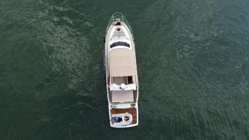 Paraty Boat Rental | Barla Navegações: Ideal Getaway with Hot Tub & Pet-Friendly